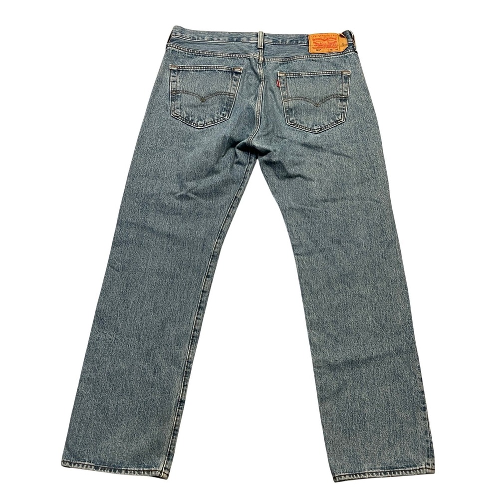 Levis 501 Original Fit Mens Medium Wash Blue Straight Leg Button Fly Jeans 36x32 - Picture 4 of 10